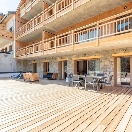 6 Pers Avec Terrasse, Parking Et Wifi A Champagny-en-vanoise - Fr-1-638-23 *